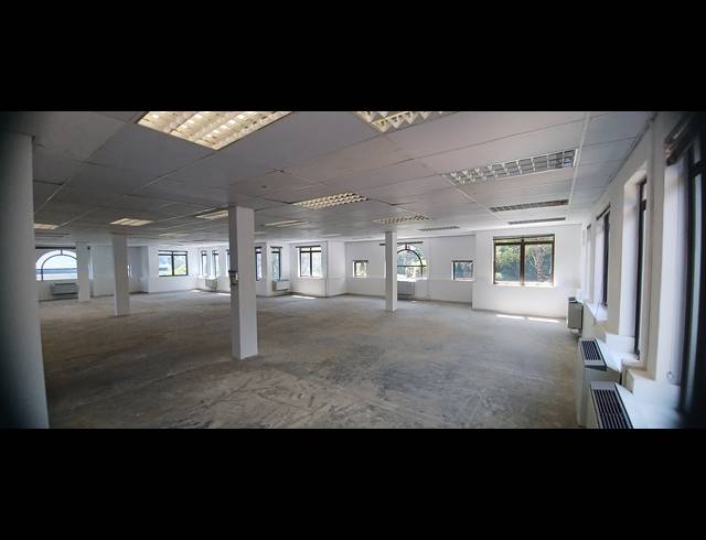 267M² OFFICE TO LET IN HYDE PARK